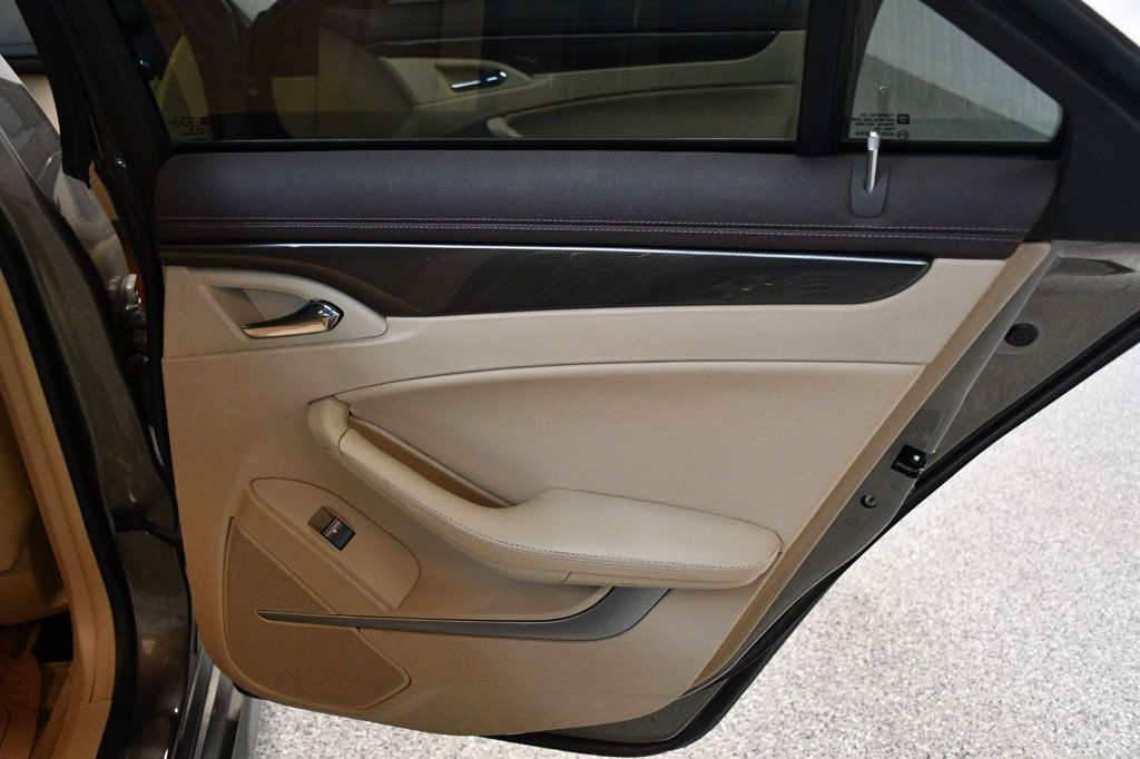 Cadillac CTS photo 24