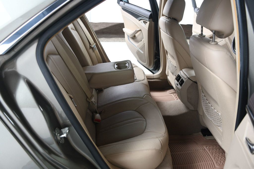 Cadillac CTS photo 34