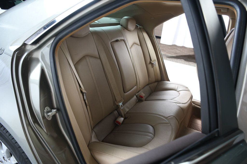 Cadillac CTS photo 37