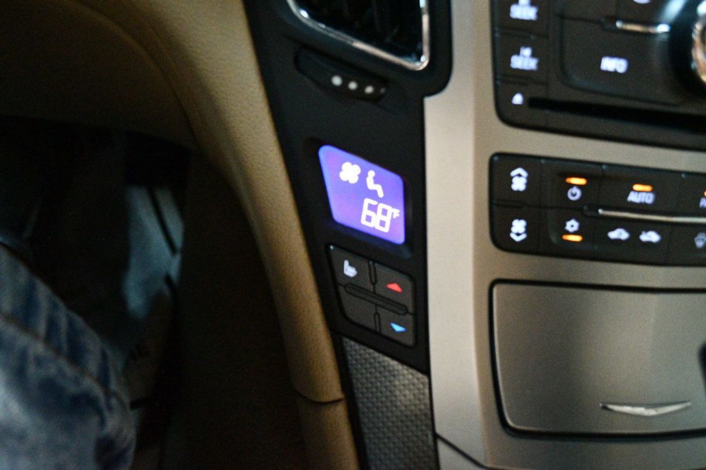 Cadillac CTS photo 46
