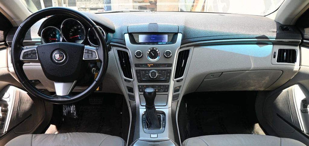 Cadillac CTS photo 10
