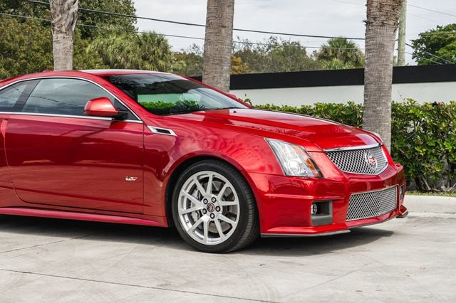2011 Cadillac CTS-V Coupe 2dr Coupe - 22983370 - 10