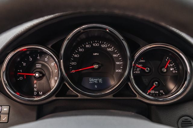 2011 Cadillac CTS-V Coupe 2dr Coupe - 22983370 - 16