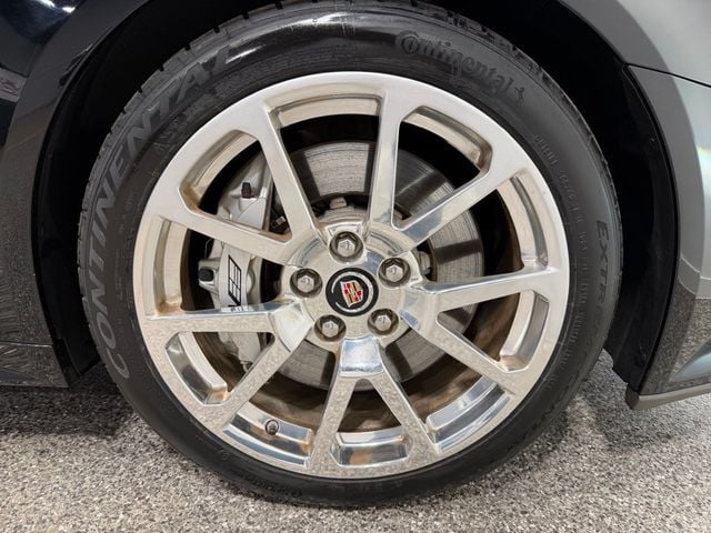 2011 Cadillac CTS-V Sedan 1-Owner CTS-V RARE - 22987758 - 11