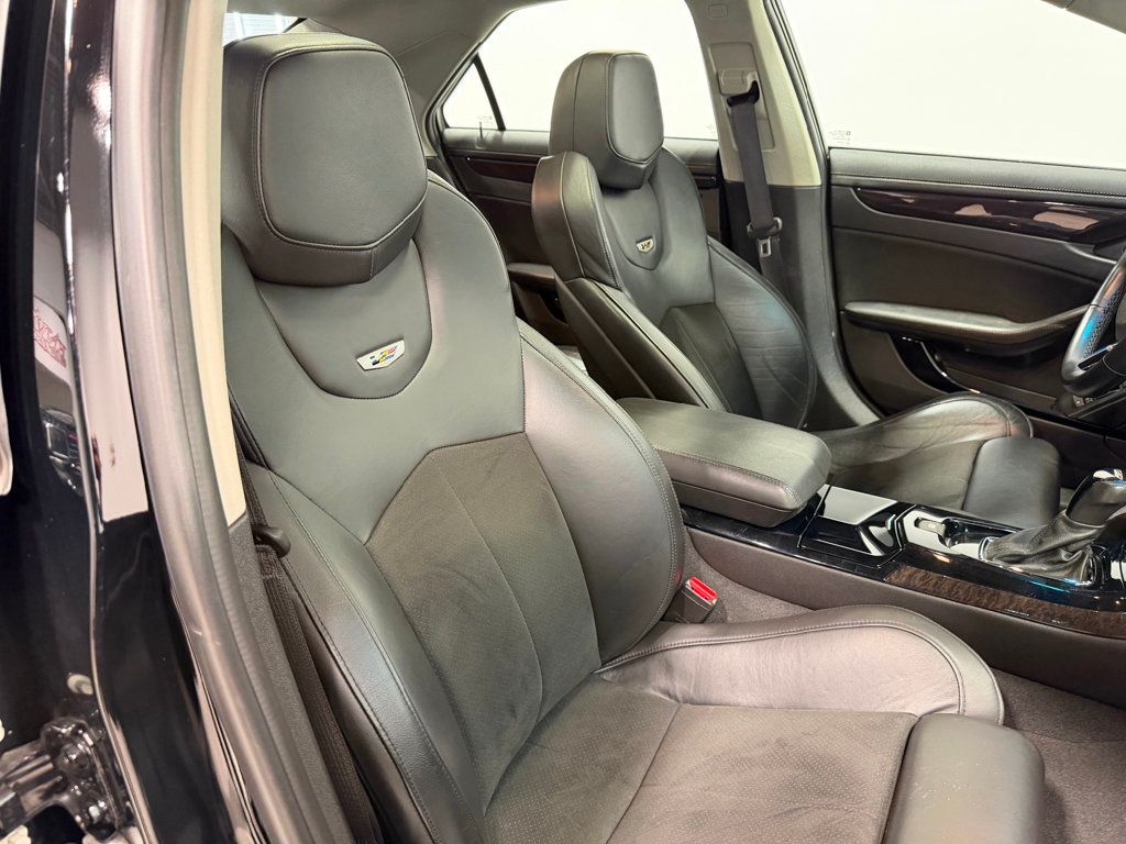 2011 Cadillac CTS-V Sedan 1-Owner CTS-V RARE - 22987758 - 45