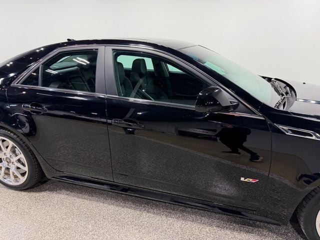 2011 Cadillac CTS-V Sedan 1-Owner CTS-V RARE - 22987758 - 5