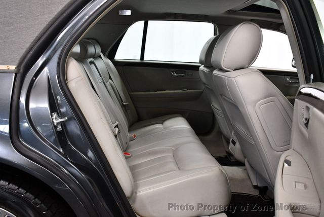 2011 Cadillac DTS 4dr Sedan Luxury Collection - 22480828 - 24