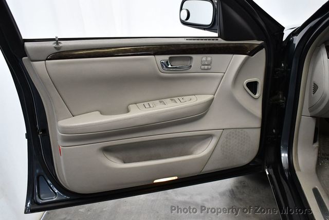 2011 Cadillac DTS 4dr Sedan Luxury Collection - 22480828 - 41