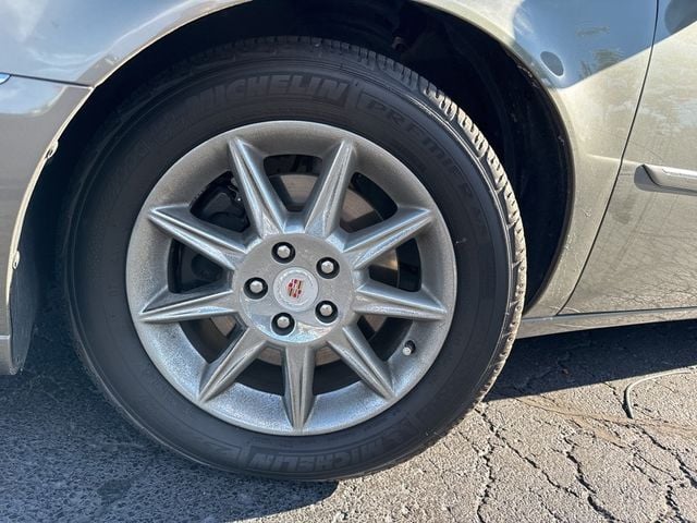 2011 Cadillac DTS 4dr Sedan Luxury Collection - 22937792 - 2