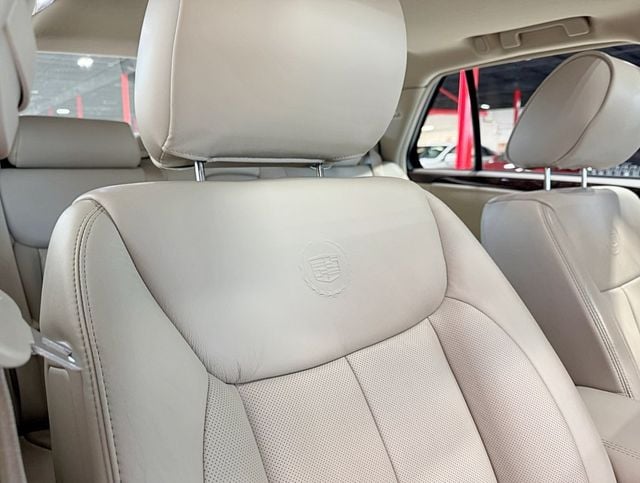 2011 Cadillac DTS 4dr Sedan Luxury Collection - 22937792 - 51