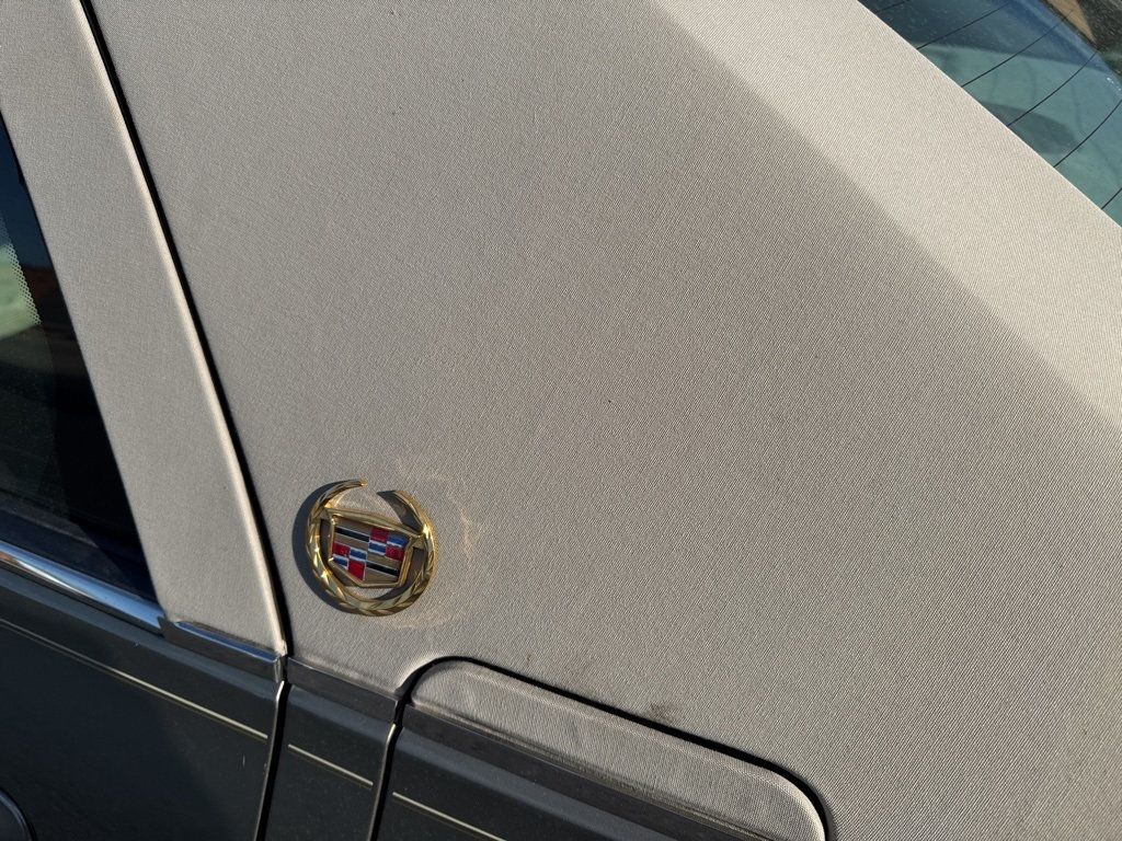 2011 Cadillac DTS 4dr Sedan Luxury Collection - 22937792 - 7