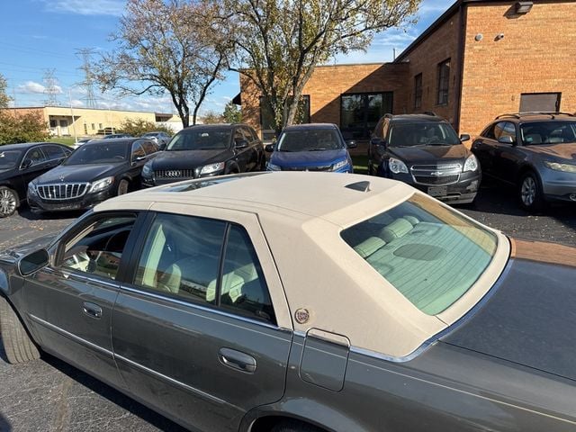 2011 Cadillac DTS 4dr Sedan Luxury Collection - 22937792 - 8