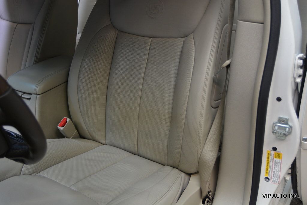 2011 Cadillac DTS 4dr Sedan Luxury Collection - 22982759 - 14