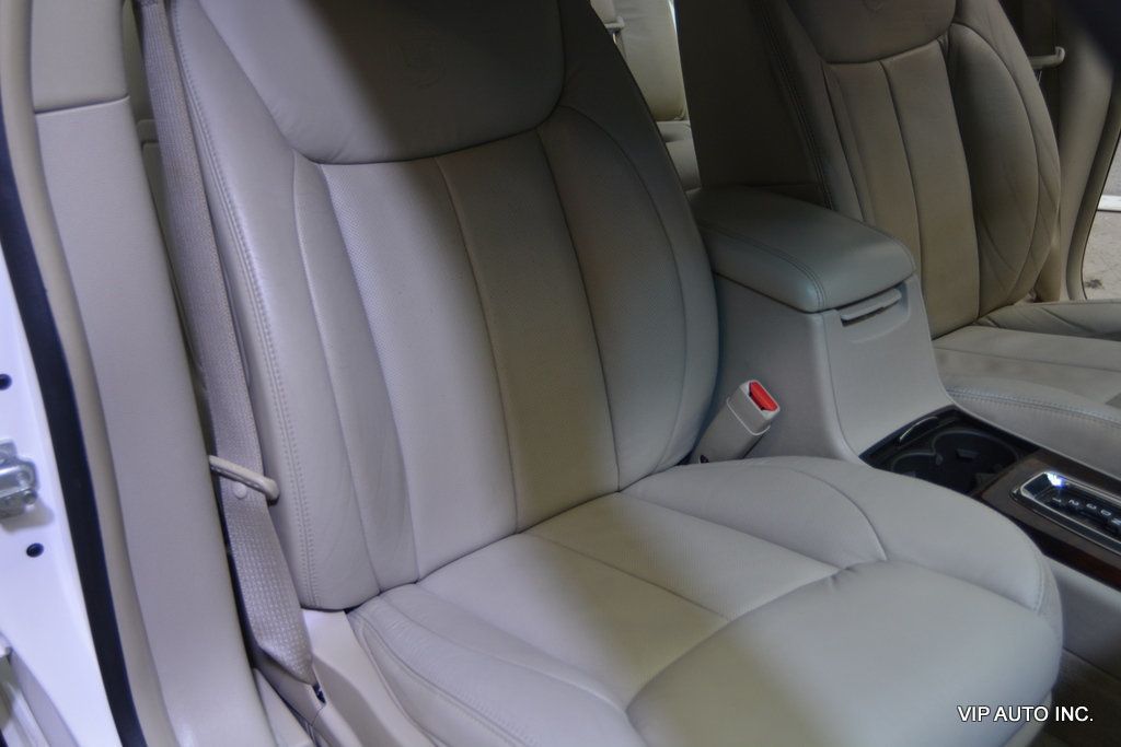 2011 Cadillac DTS 4dr Sedan Luxury Collection - 22982759 - 15