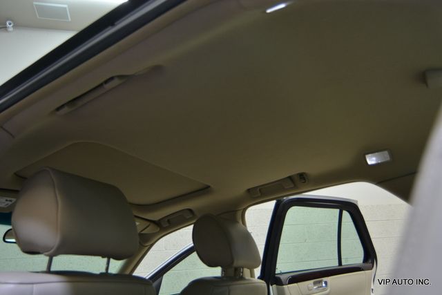 2011 Cadillac DTS 4dr Sedan Luxury Collection - 22982759 - 21