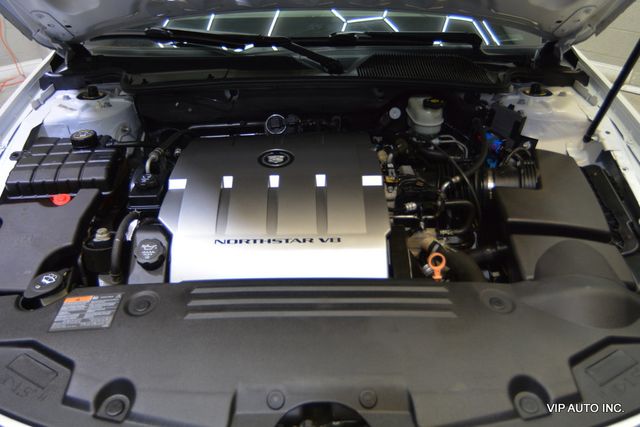 2011 Cadillac DTS 4dr Sedan Luxury Collection - 22982759 - 33