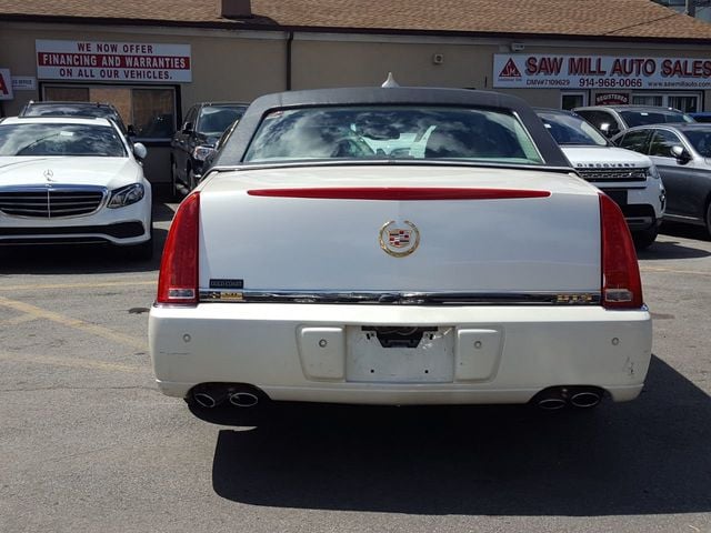 2011 Cadillac DTS Luxury Collection w/Chrome Wheels - 18966585 - 4
