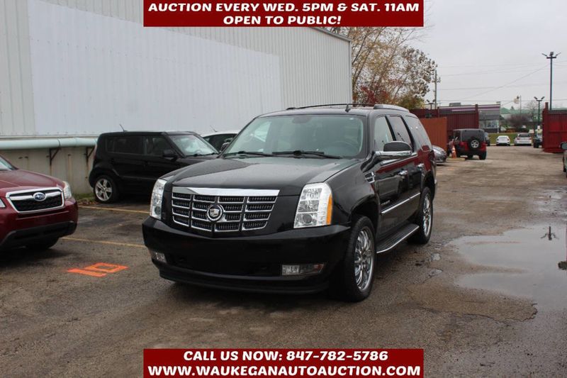 2011 Cadillac Escalade AWD 4dr - 22950299 | Video 1
