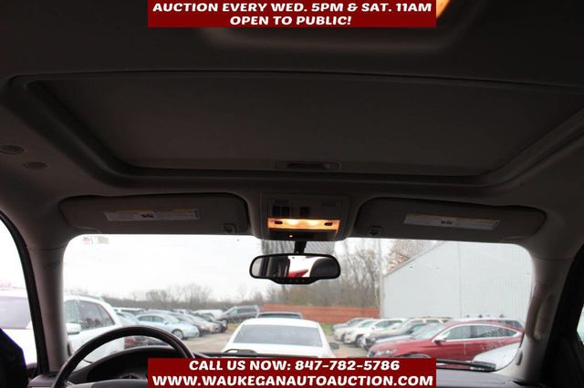 2011 Cadillac Escalade AWD 4dr - 22950299 - 8