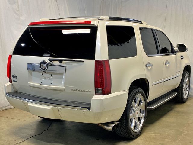 2011 Cadillac Escalade AWD 4dr Luxury - 23009772 - 9