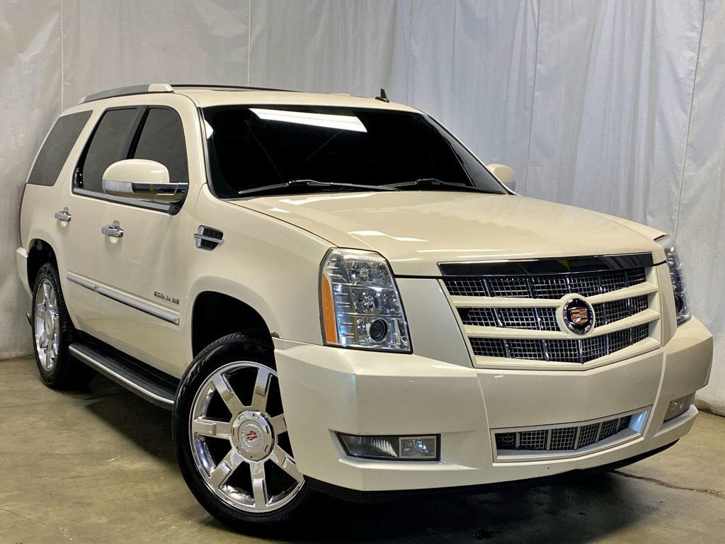 2011 Cadillac Escalade AWD 4dr Luxury - 23009772 - 12