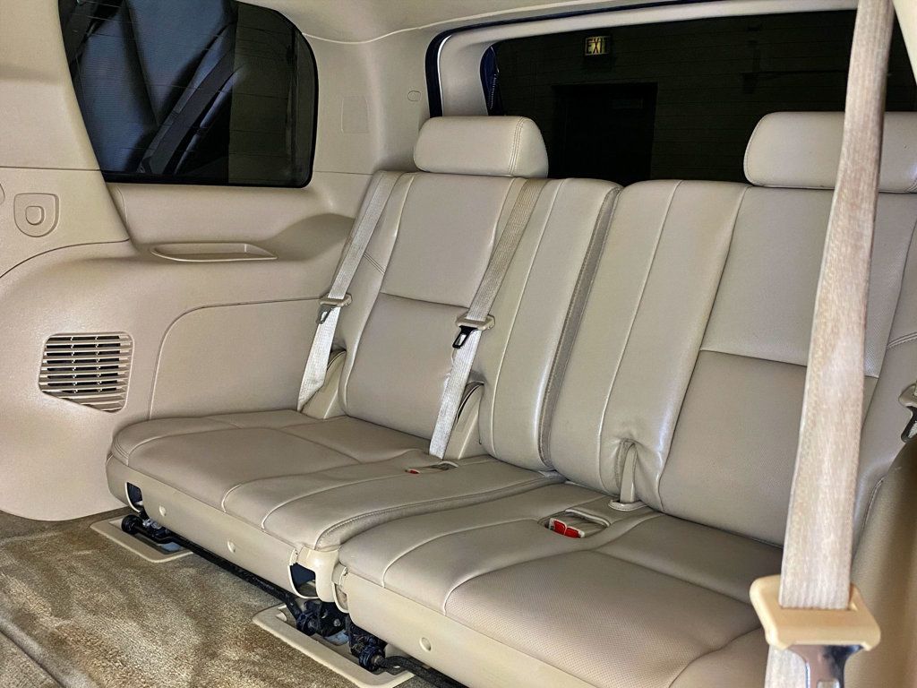 2011 Cadillac Escalade AWD 4dr Luxury - 23009772 - 53