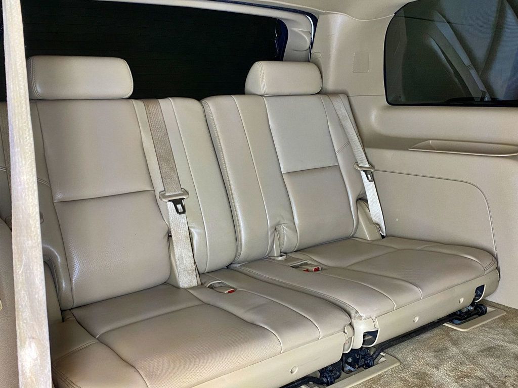 2011 Cadillac Escalade AWD 4dr Luxury - 23009772 - 55