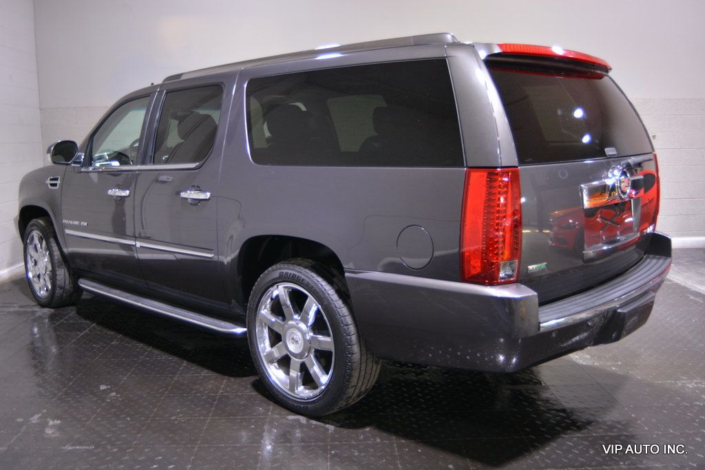 2011 Cadillac Escalade AWD 4dr Luxury - 22417593 - 2