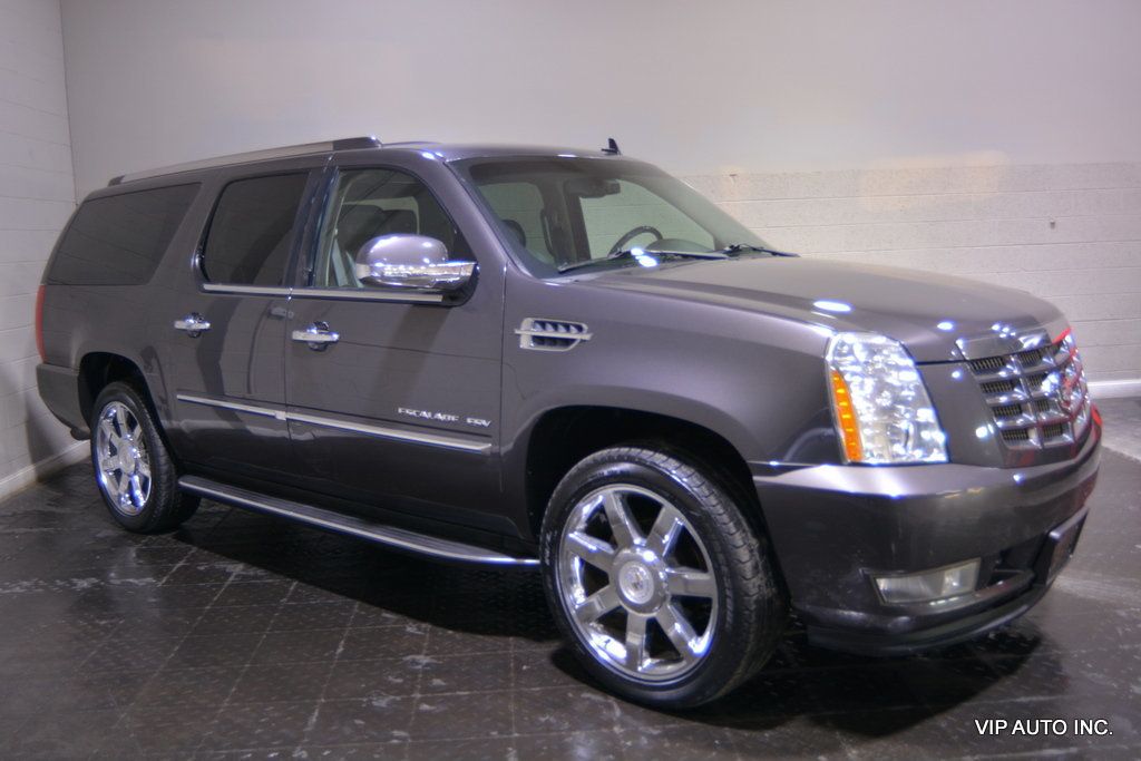 2011 Cadillac Escalade AWD 4dr Luxury - 22417593 - 44