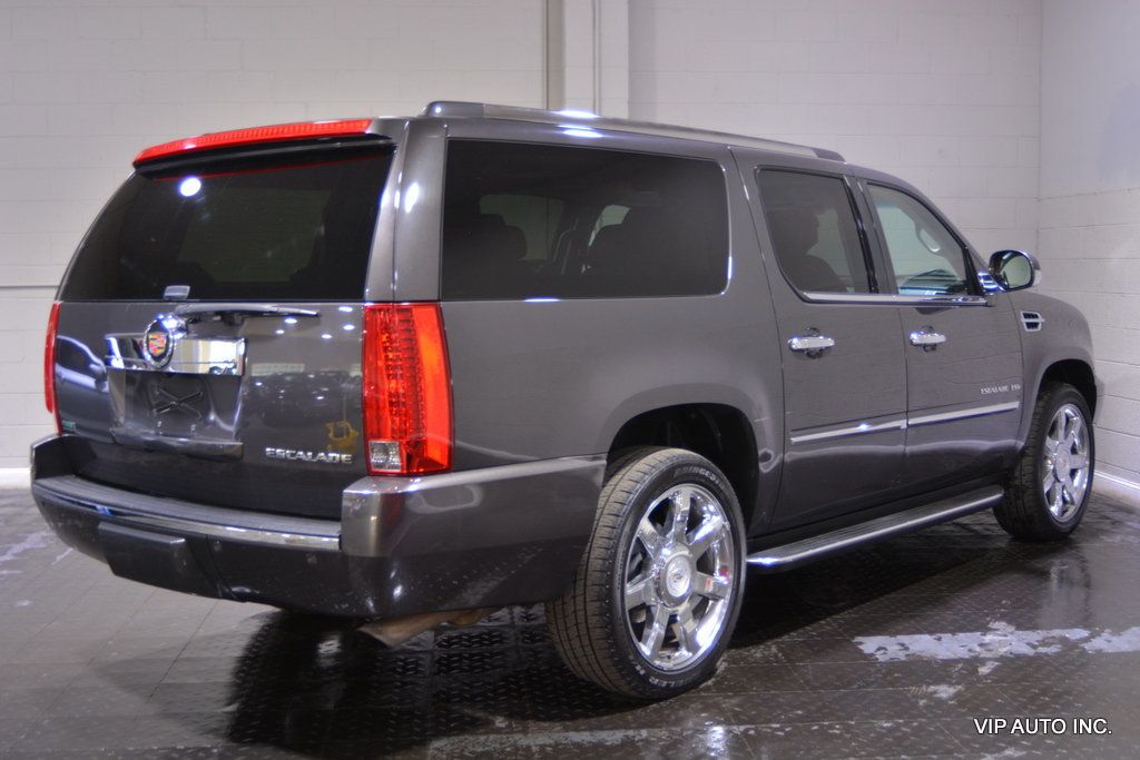 2011 Cadillac Escalade AWD 4dr Luxury - 22417593 - 47