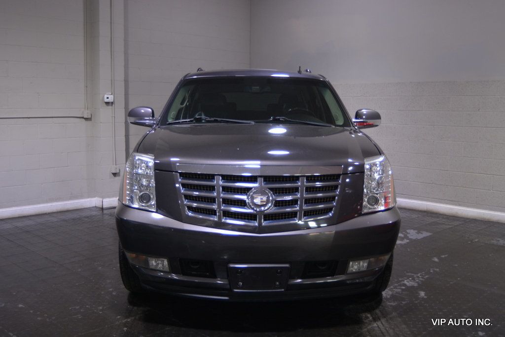 2011 Cadillac Escalade AWD 4dr Luxury - 22417593 - 50