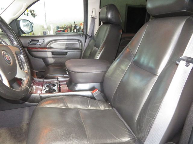 2011 Cadillac Escalade ESCALADE ESV 4X4 THIRD ROW SEAT LEATHER AZ ESCALADE EXTRA CLEAN - 23080627 - 19