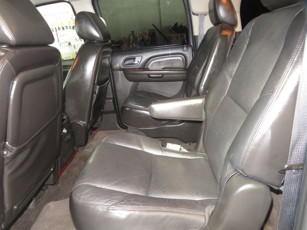 2011 Cadillac Escalade ESCALADE ESV 4X4 THIRD ROW SEAT LEATHER AZ ESCALADE EXTRA CLEAN - 23080627 - 22