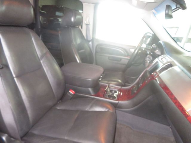 2011 Cadillac Escalade ESCALADE ESV 4X4 THIRD ROW SEAT LEATHER AZ EXCALADE EXTRA CLEAN - 23080627 - 34
