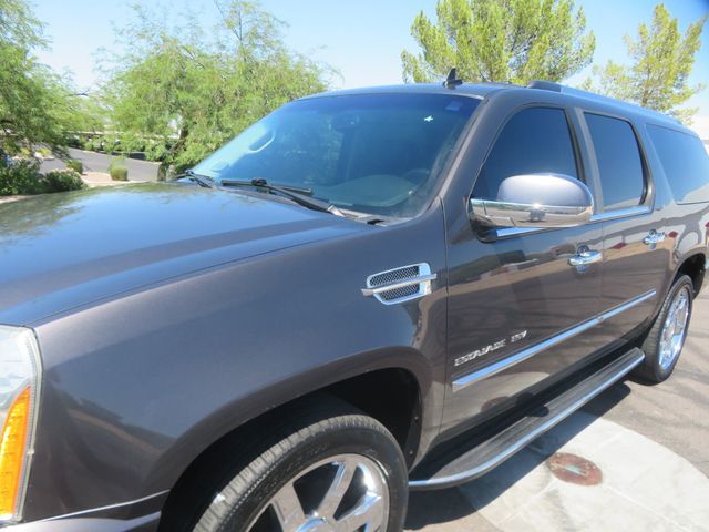 2011 Cadillac Escalade ESCALADE ESV 4X4 THIRD ROW SEAT LEATHER AZ EXCALADE EXTRA CLEAN - 23080627 - 7
