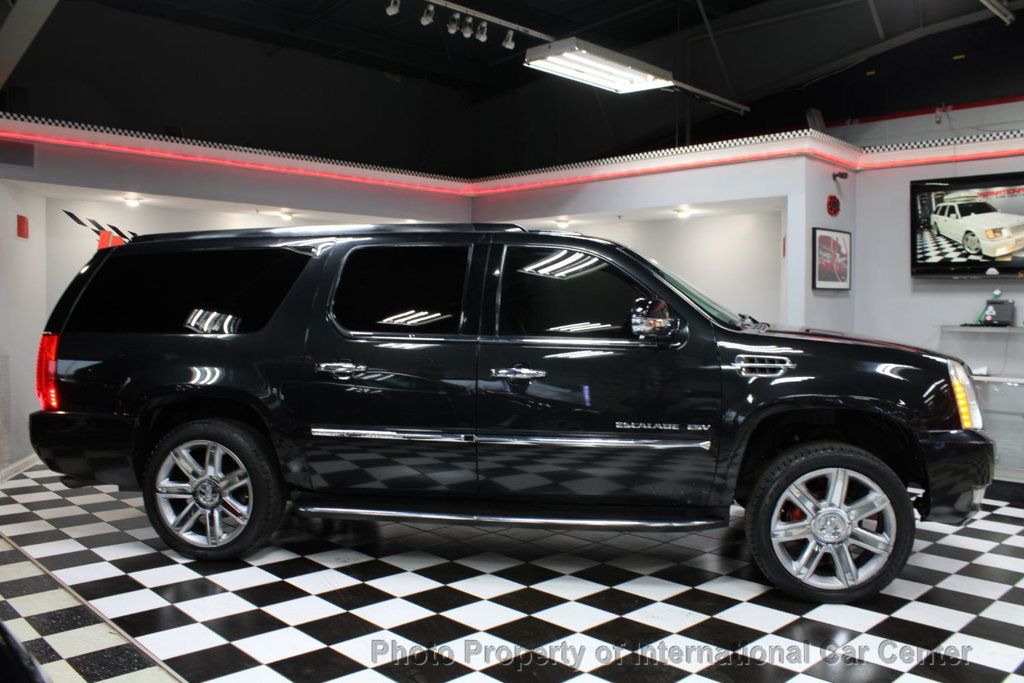 2011 Cadillac Escalade ESV AWD Luxury - 22716397 - 3