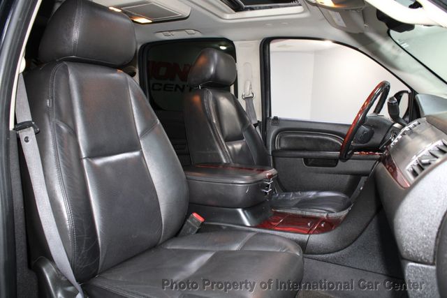 2011 Cadillac Escalade ESV Luxury photo 44