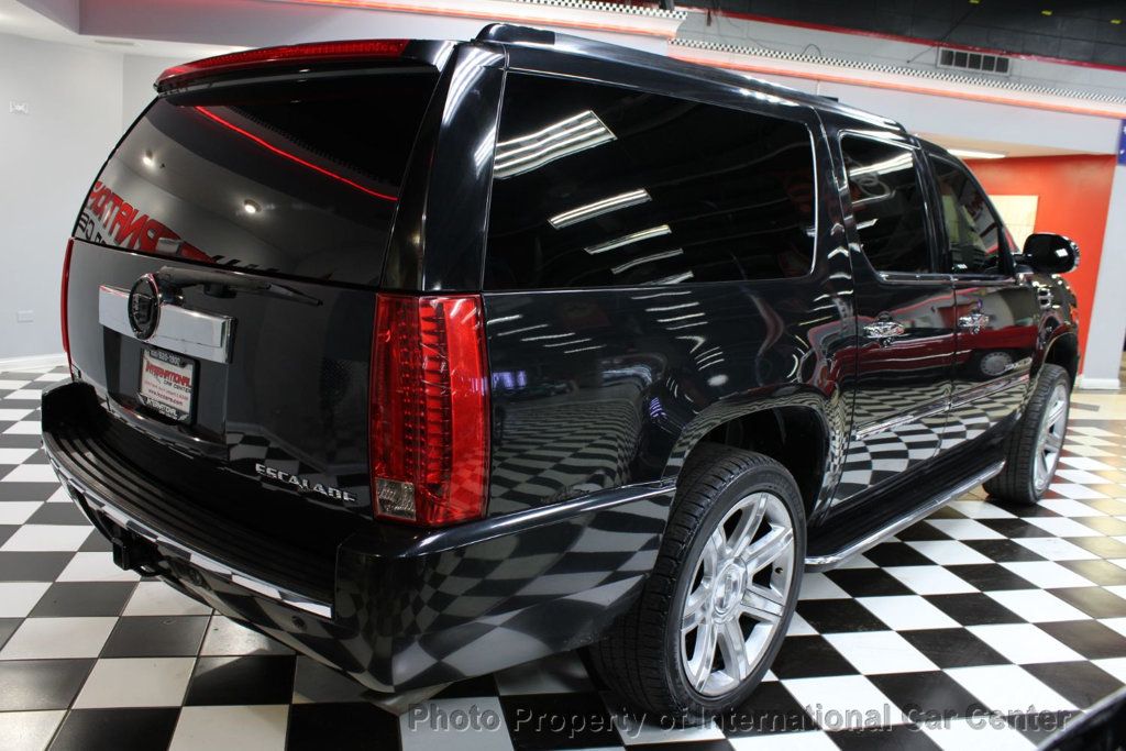 2011 Cadillac Escalade ESV AWD Luxury - 22716397 - 4