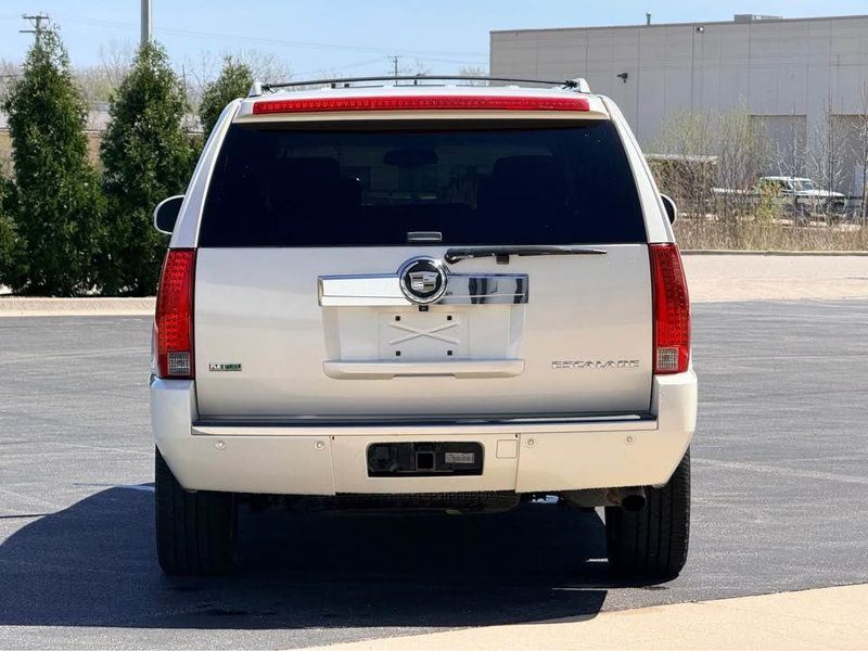 2011 Cadillac Escalade ESV LUXURY - 23017330 - 15