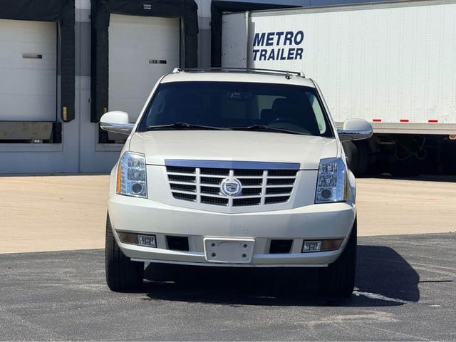 2011 Cadillac Escalade ESV LUXURY - 23017330 - 19