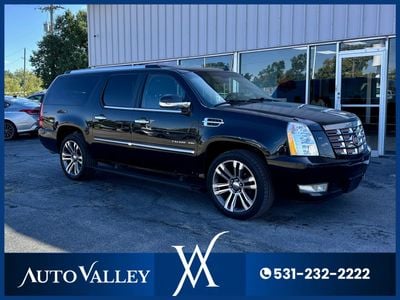 2011 Cadillac Escalade ESV - 1GYS4JEF1BR396822
