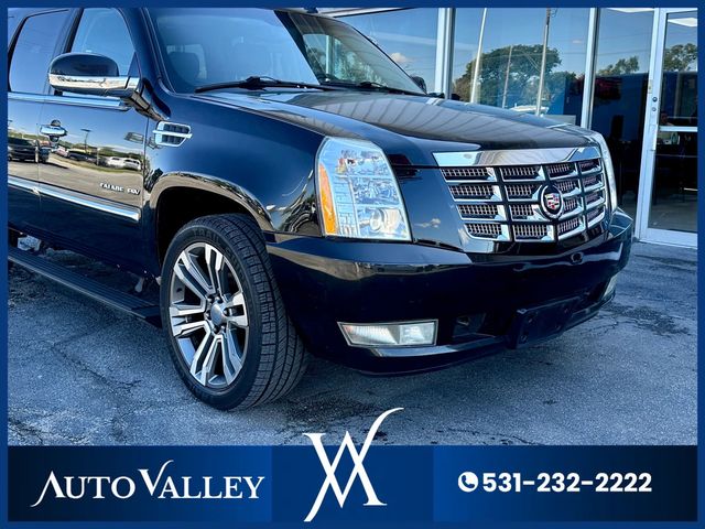 2011 Cadillac Escalade ESV Sport Utility 4D - 22939068 - 9
