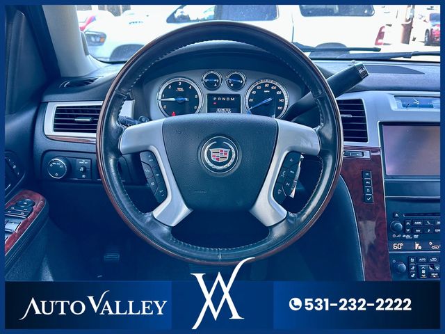 2011 Cadillac Escalade ESV Sport Utility 4D - 22939068 - 31