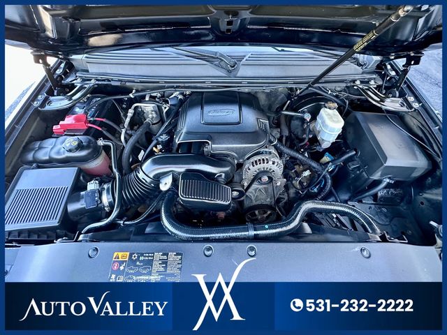 2011 Cadillac Escalade ESV Sport Utility 4D - 22939068 - 41