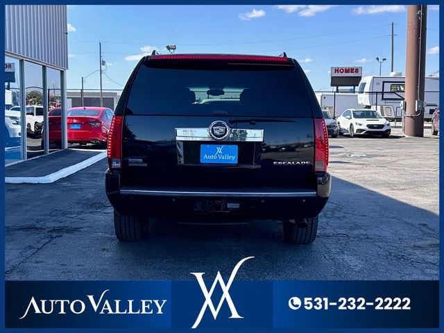 2011 Cadillac Escalade ESV Sport Utility 4D - 22939068 - 5