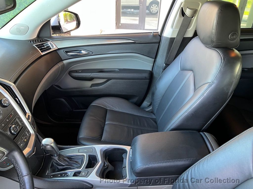 2011 Cadillac SRX 3.0L V6 Automatic - 22155636 - 30