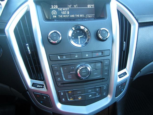 2011 Cadillac SRX Luxury Collection photo 12