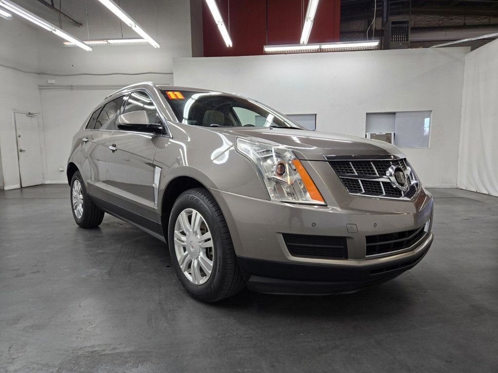 2011 Cadillac SRX Luxury photo 3