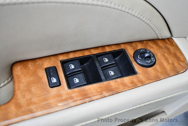 2011 Cadillac STS Luxury - 22489458 - 31