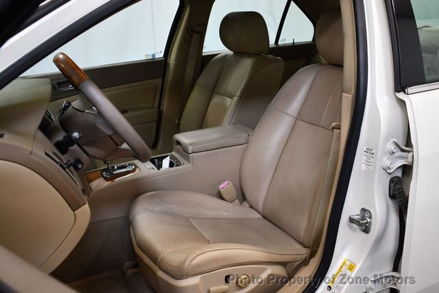 2011 Cadillac STS Luxury - 22489458 - 3